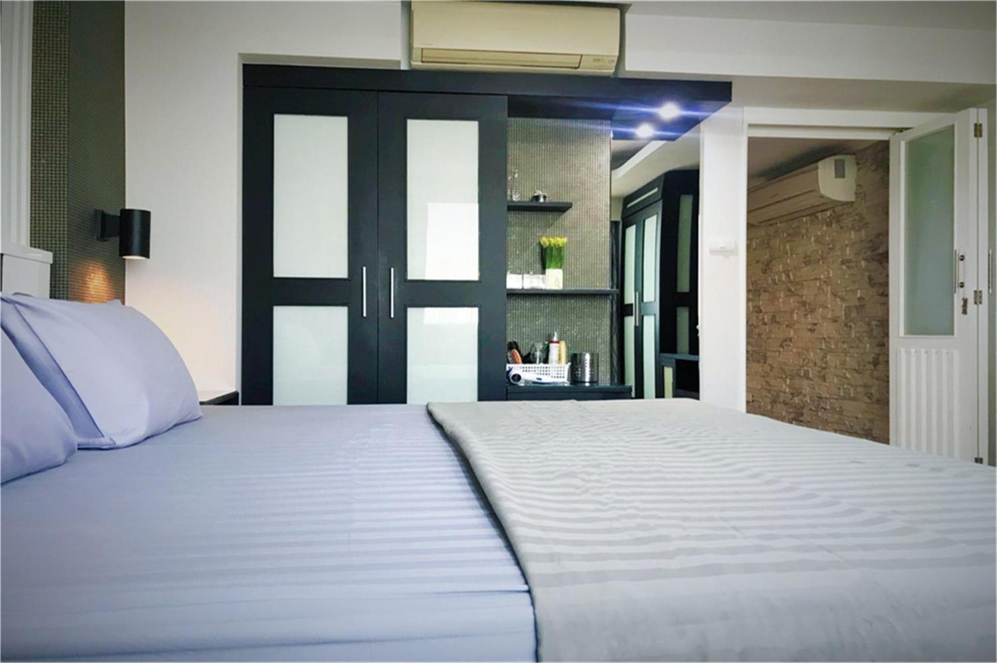 Soi 7 Hua Hin-Happy Rent Aparthotel Rum bild